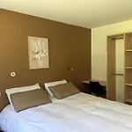 Le Repaire Du Chataignier, Maison A La Campagne, 8 Pers, 4 Ch, Sidobre *