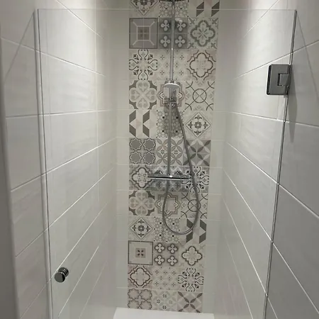 Le Repaire Du Chataignier, Maison A La Campagne, 8 Pers, 4 Ch, Sidobre * Ferrieres (Tarn)