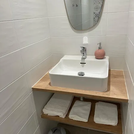 Villa Le Repaire Du Chataignier, Maison A La Campagne, 8 Pers, 4 Ch, Sidobre