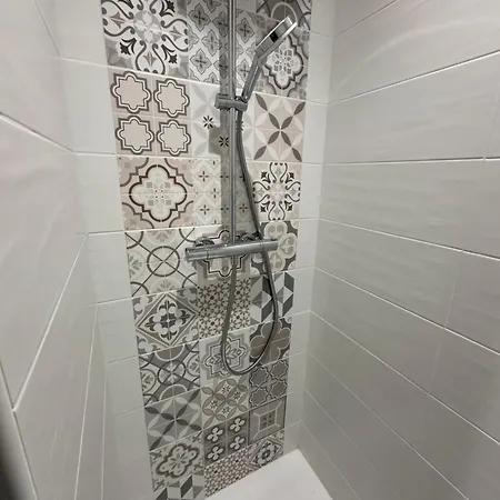 Le Repaire Du Chataignier, Maison A La Campagne, 8 Pers, 4 Ch, Sidobre Villa *