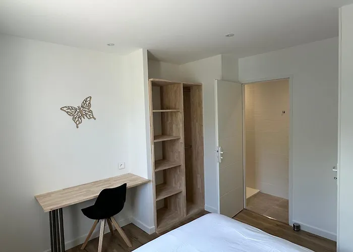 Le Repaire Du Chataignier, Maison A La Campagne, 8 Pers, 4 Ch, Sidobre Vila *