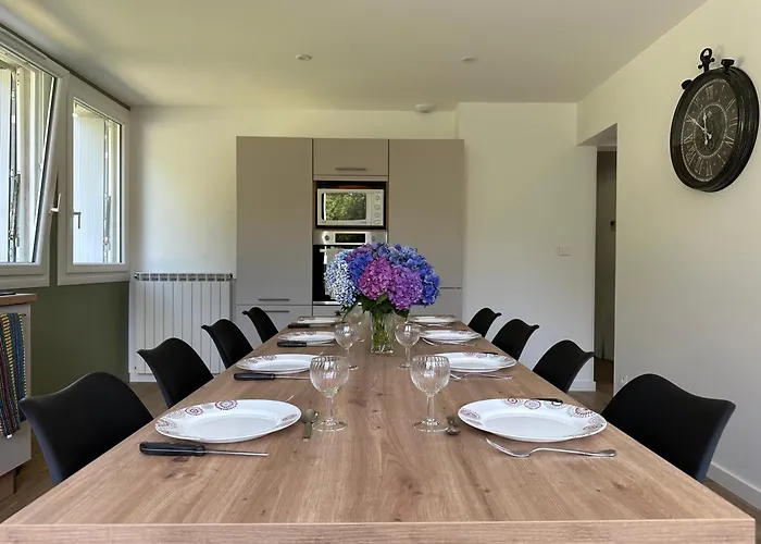 Vila Le Repaire Du Chataignier, Maison A La Campagne, 8 Pers, 4 Ch, Sidobre Ferrieres (Tarn)