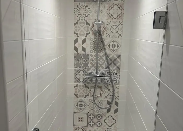 Le Repaire Du Chataignier, Maison A La Campagne, 8 Pers, 4 Ch, Sidobre * Ferrieres (Tarn)