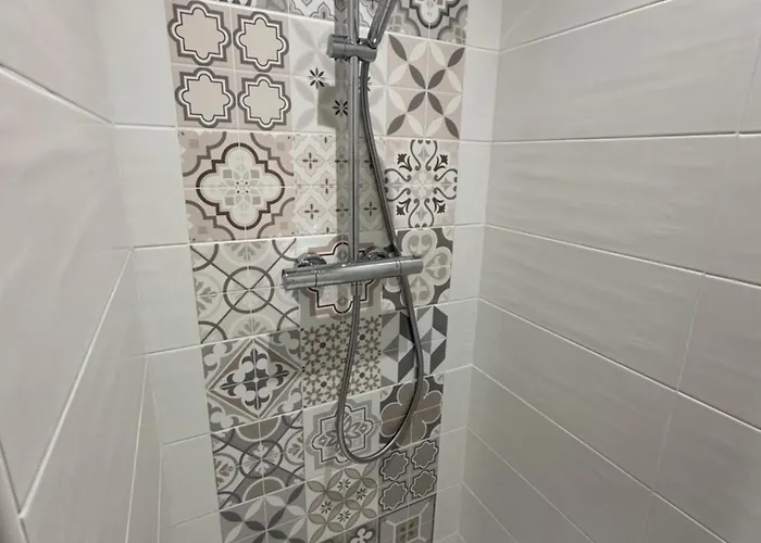 Le Repaire Du Chataignier, Maison A La Campagne, 8 Pers, 4 Ch, Sidobre Vila *